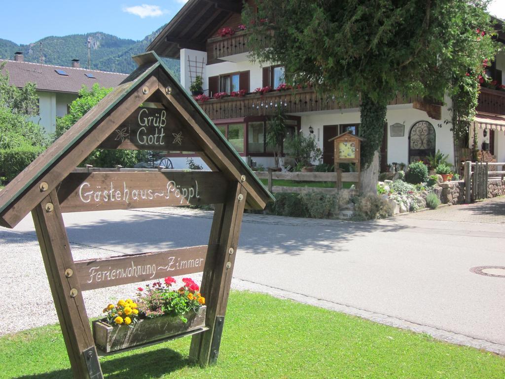 Gaestehaus Poeppl Unterwössen Exterior foto